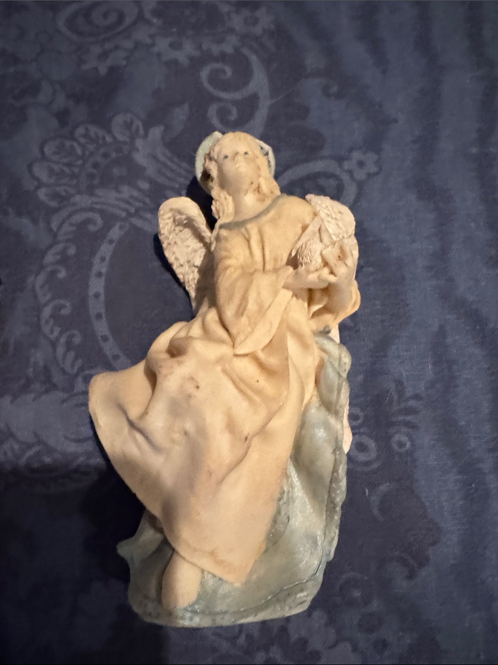 Porcelain Angel Figurine : sold as set - Picture 9 of 10